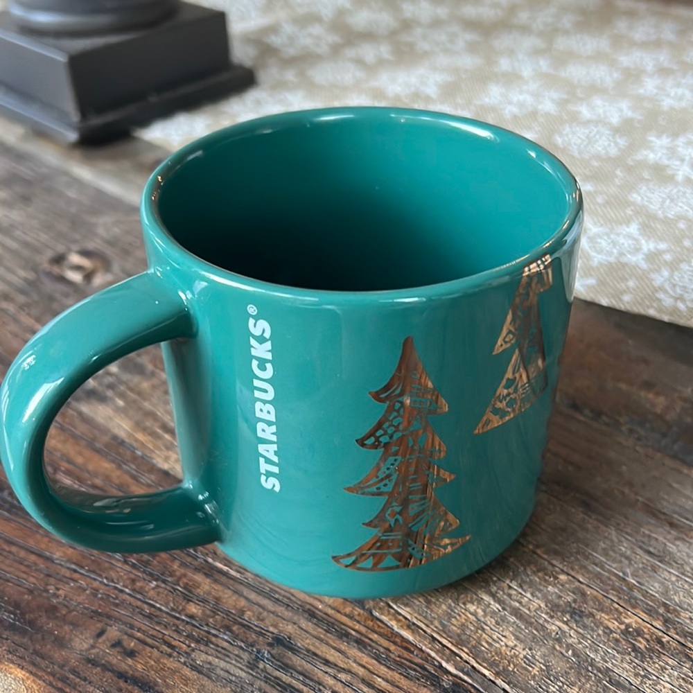 STARBUCKS tree mug